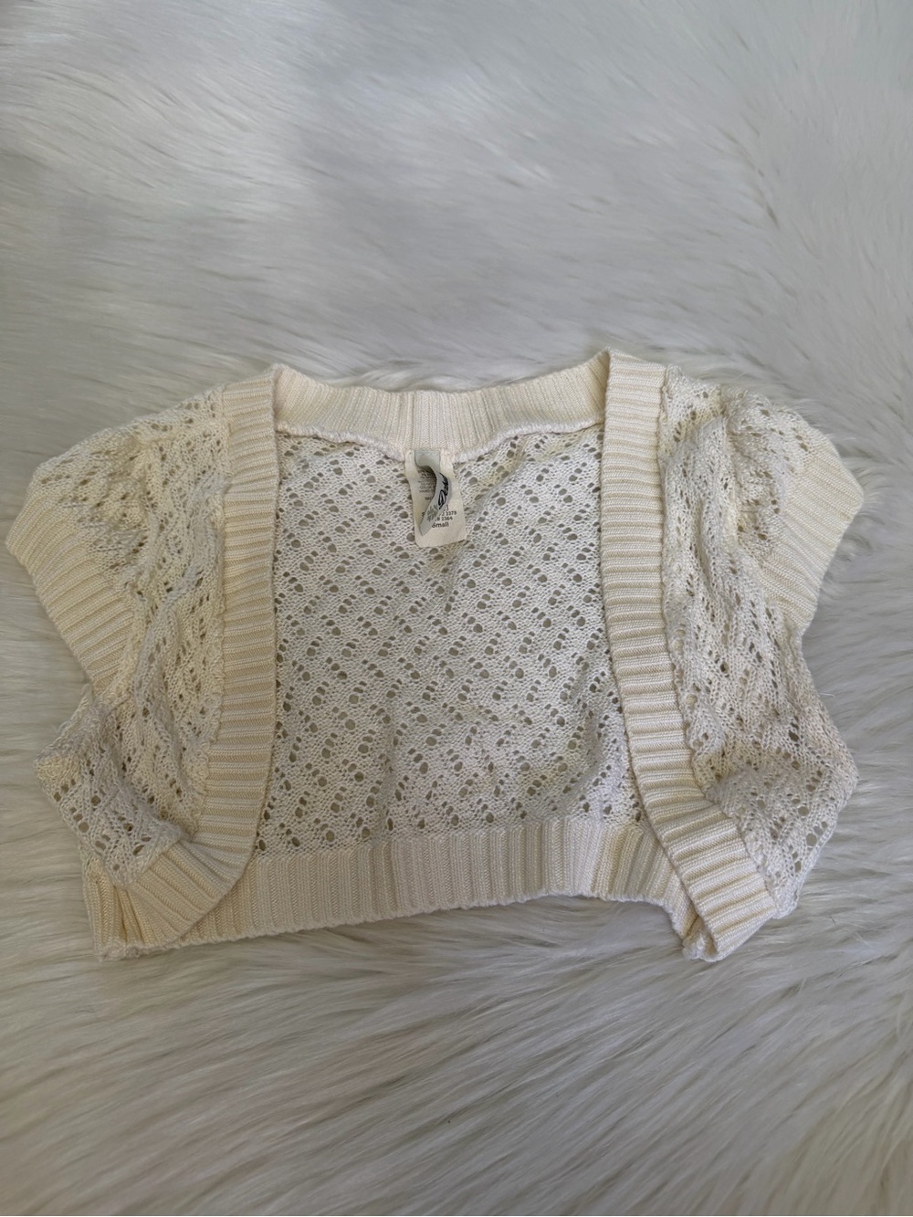 Debut Cream Knit Cropped Bolero Sweater Sz S